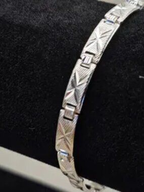 Beautiful 925 Diamond Cut Panel Bracelet